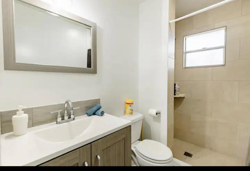One Bedroom Apt With Private Patio Near Fort Lauderdale Beach Ngoại thất bức ảnh